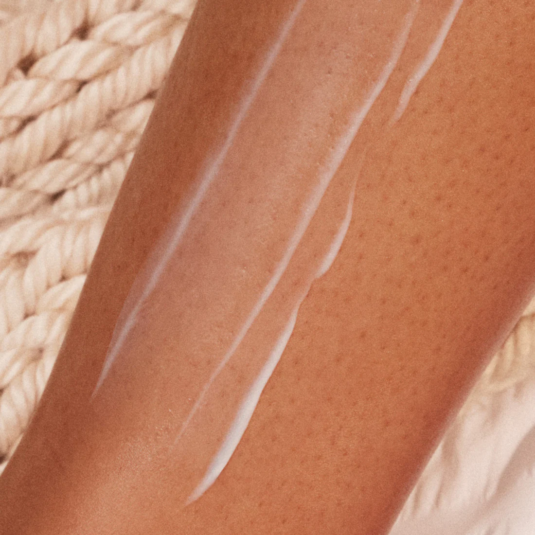 Soothing Body Serum - Image 2